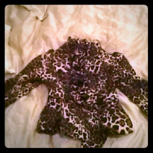 Stylish leopard printed jacket