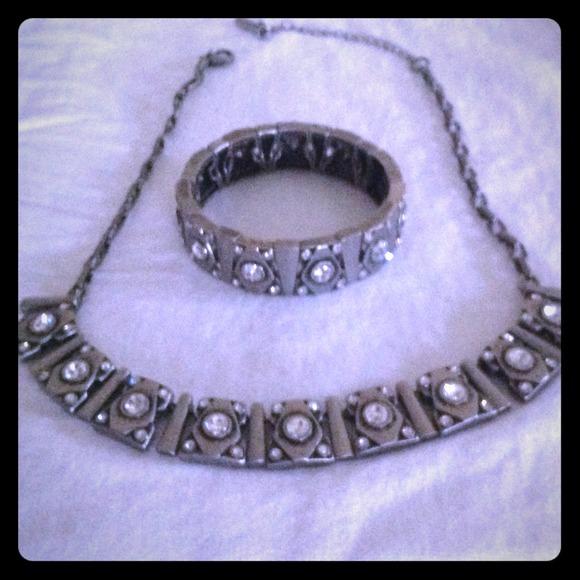 SOLD !! LIA SOPHIA NECKLACE / BRACELET