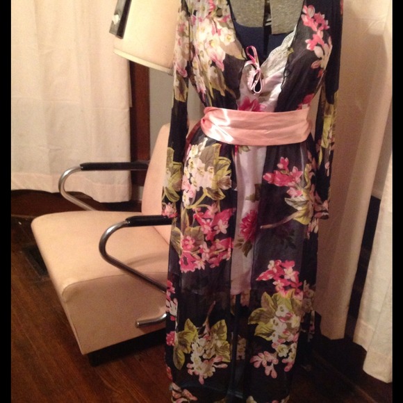 Chiffon overlay