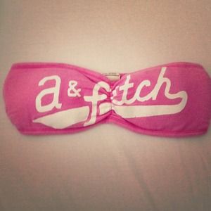 Abercrombie&fitch bandeau fits like a small