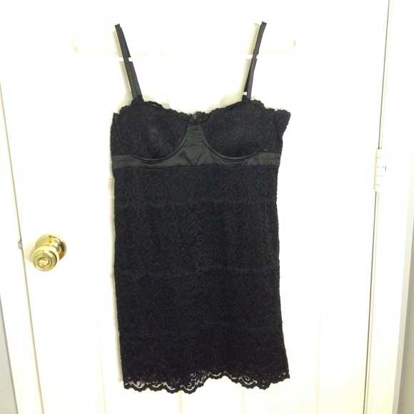 Black lacy Forever 21 dress