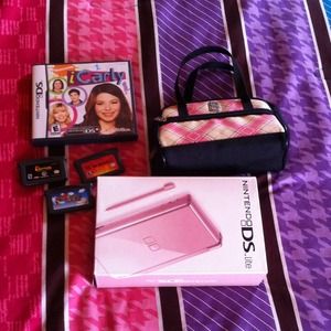Nitendo DS Lite