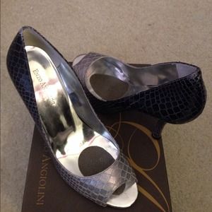 💢REDUCED💢Enzo Angiolini Reptile Print Peep toe