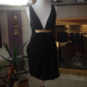 Gold waste night out dress 👫