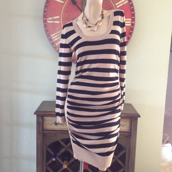 Dresses & Skirts - Sweater Dress