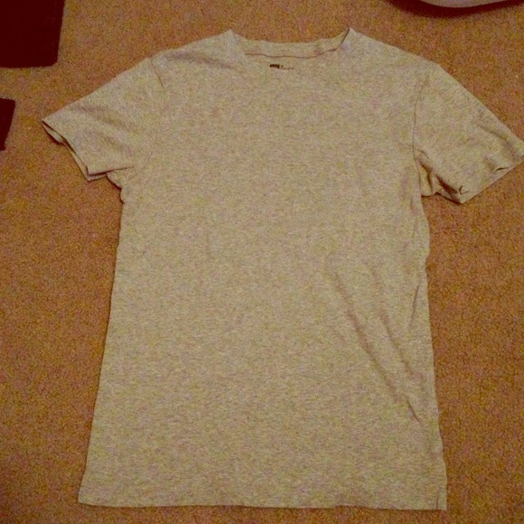 Gap t shirt - bundle and save!