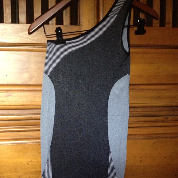 Bebe Bodycon Dress - Picture 3 of 3