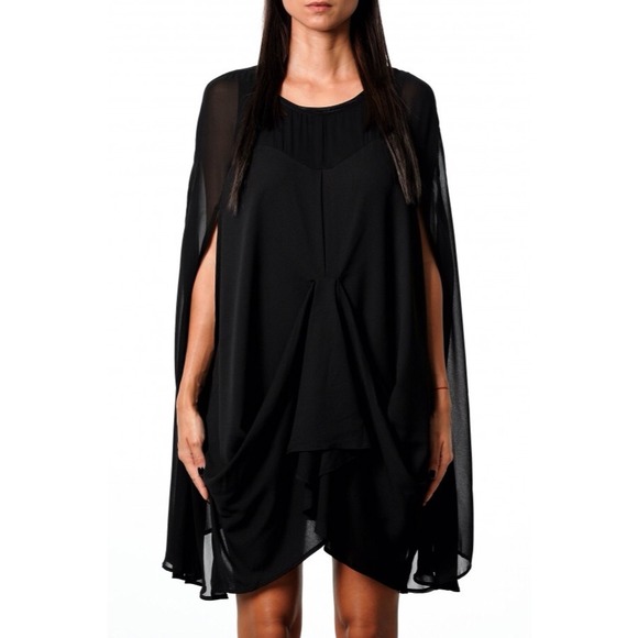 ✖️ SOLD OUT ✖️ Style Mafia Collette Dress