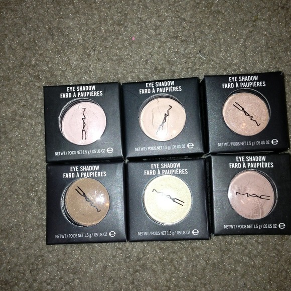 6 Mac makeup Eyeshadows