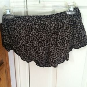 Floral brandy Melville shorts! REDUCED
