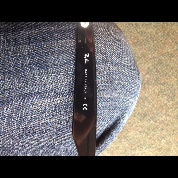 🔴SOLD🔴Raybans - Picture 4 of 4