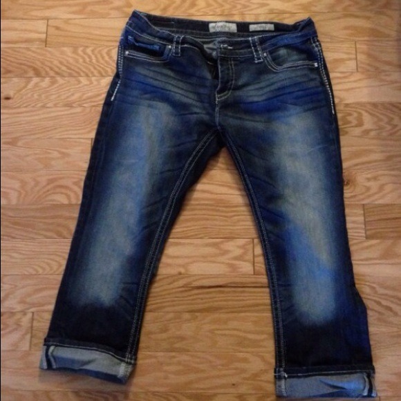 Daytrip Capris from Buckle size 33