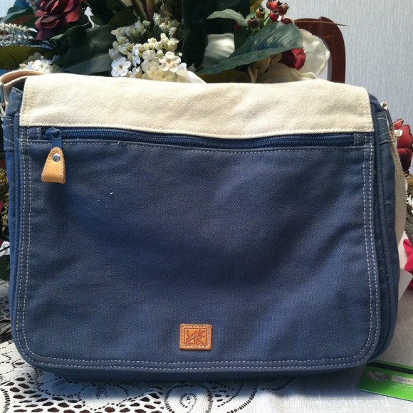 Blue and white messenger bag!