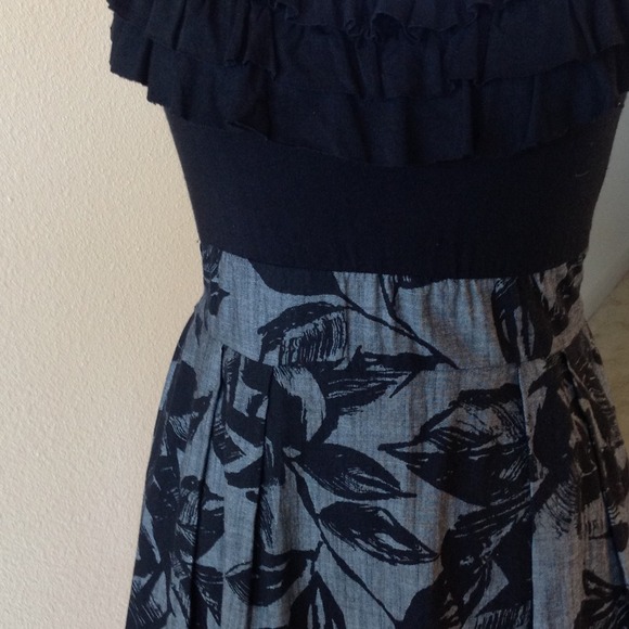Nordstrom BP Dresses - BUNDLED Black ruffle & floral dress, Jrs. SMALL Nordstrom BP Dresses - BUNDLED Black ruffle & floral dress, Jrs. SMALL