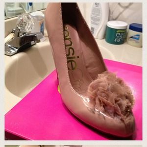 Blush Kelsie Pumps FLASH SALE