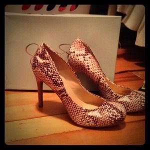 Jessica Simpson pumps! Brand new!