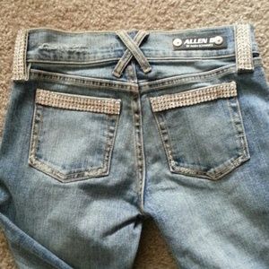 Sold-Allen b jeans with diamond details