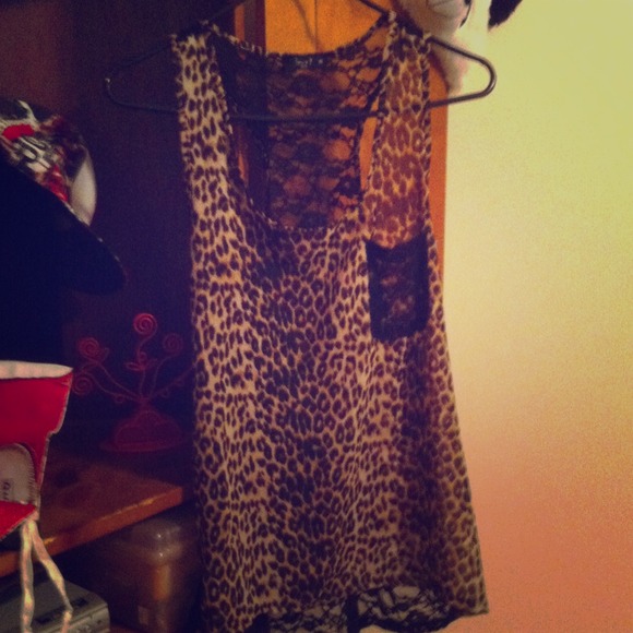 Cheetah print tank - Picture 1 of 1