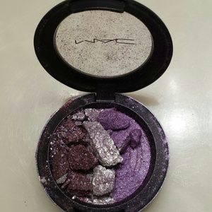 MAC Mineralize eyeshadow outspoken