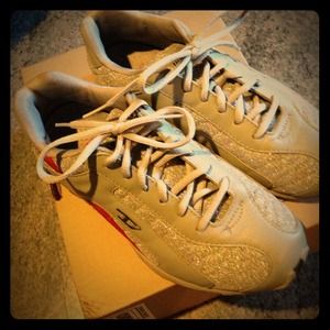 Diesel shoes size US 7