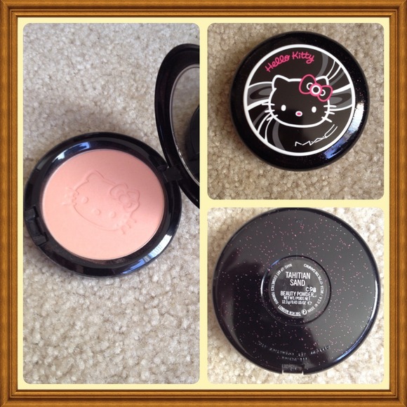Mac"Hello Kitty" Tahitian Sand beauty powder ✨ - Picture 2 of 3