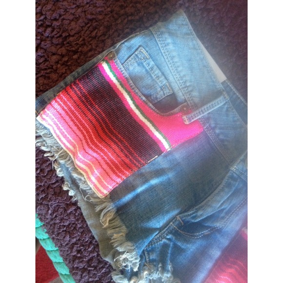 Bullhead shorts - Picture 3 of 3