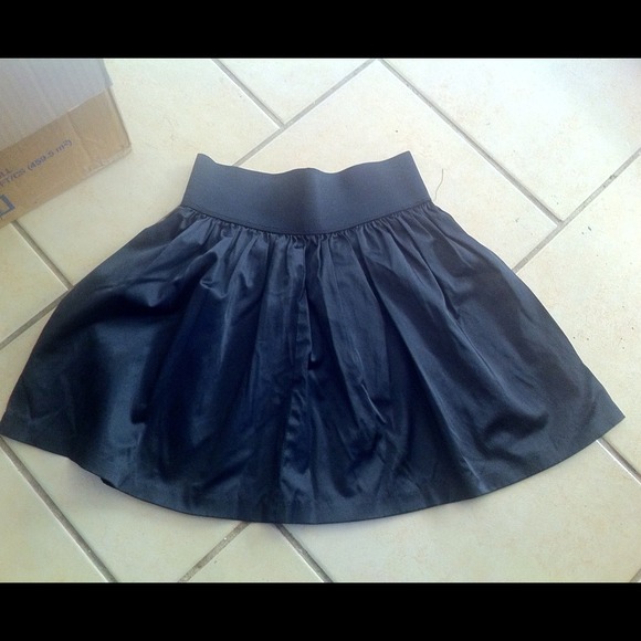 Black mini