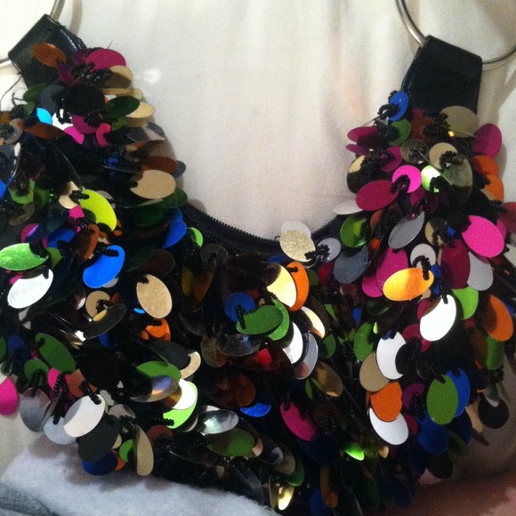 Multi-colored fringe purse!