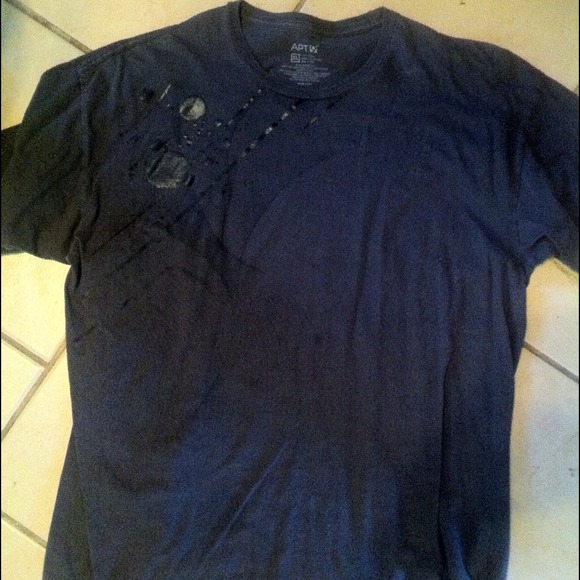 Men's. tee - Picture 1 of 2