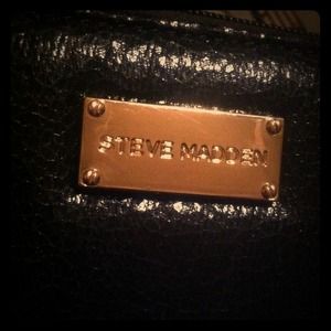 Steve Madden wallet