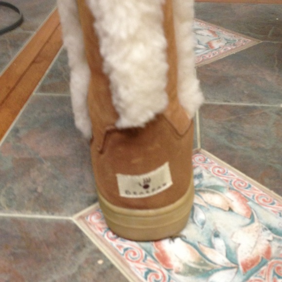 Bearpaw boots - Picture 3 of 4