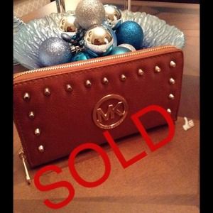 🎅🎅SOLD♥️♥️BROWN WALLET