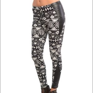 Tribal Leggings