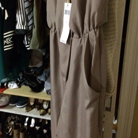 Bcbgeration romper - Picture 4 of 4