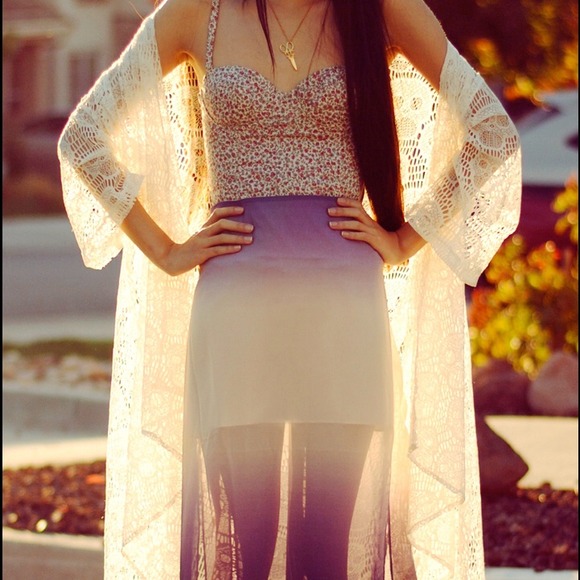 White lace skull kimono - Picture 3 of 4