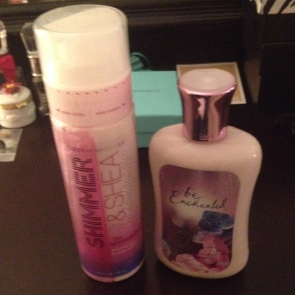 ⛔️price reduced⛔️ Shimmer lotion bundle 🎁