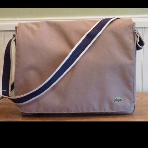 Lacoste messenger bag