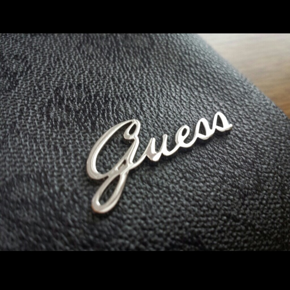 SOLD. Guess monogram mini crossbody bag - Picture 4 of 4