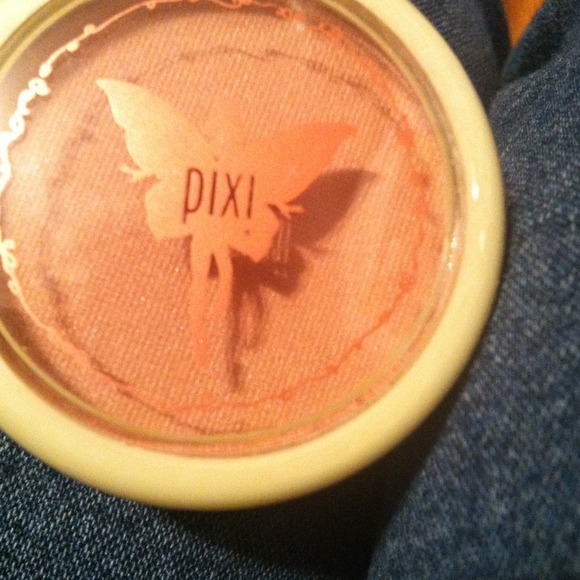 Pixi Beauty Bronzer in Subtly Suntouched