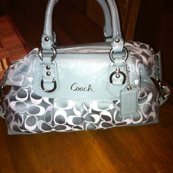 Gorgeous Coach Handbag
