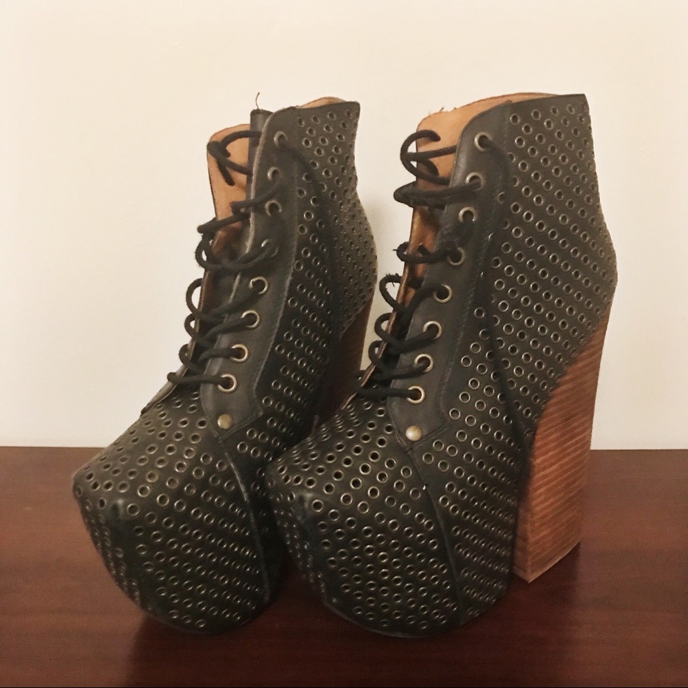 🕷 JC eyelet Freda booties