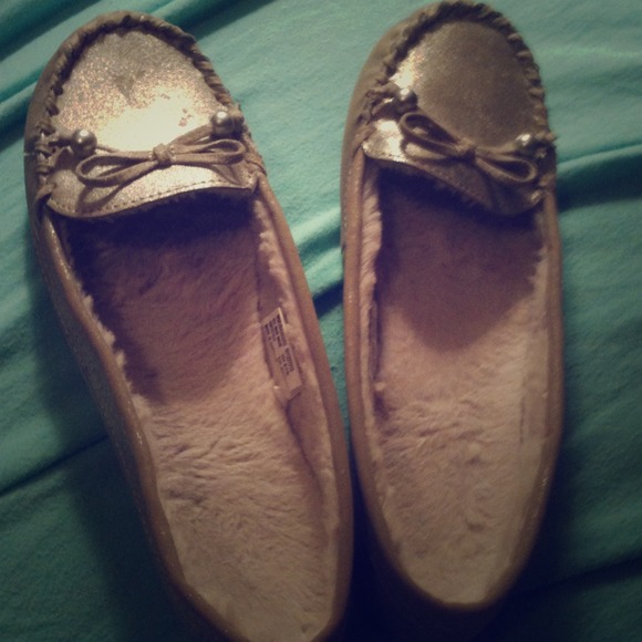 Moccasins/ Moccasin Slippers