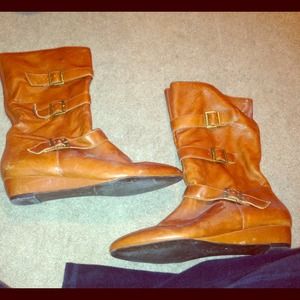 Beautiful brown Steve Madden Boots