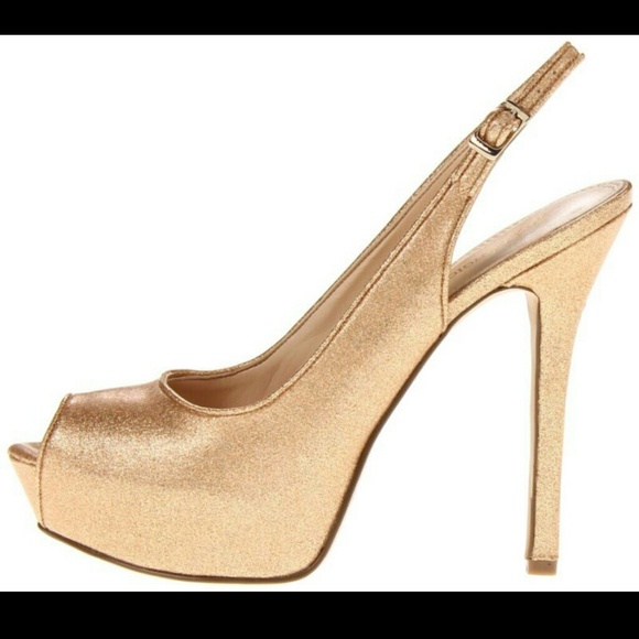 Enzo Angiolini Women's Gold Tolten3 Pump-Size 10 - Picture 1 of 2