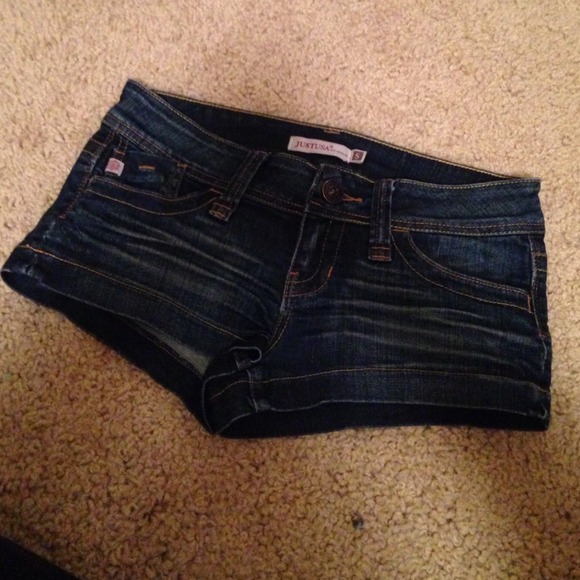 Short denim shorts