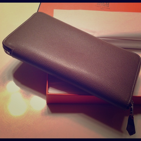 ⛔️Sold⛔️💯% Auth Hermes Silkin Wallet gray Epsom