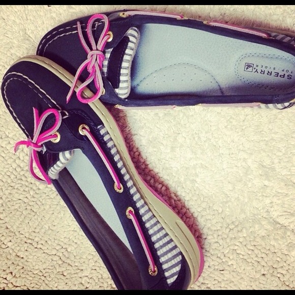 Sperrys -navy and pink