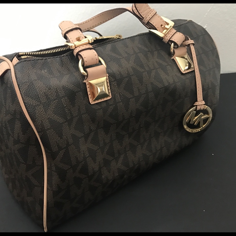 Michael  kors hand bag