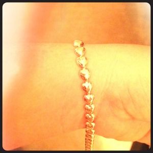SOLD-- 925 heart bracelet 🎁