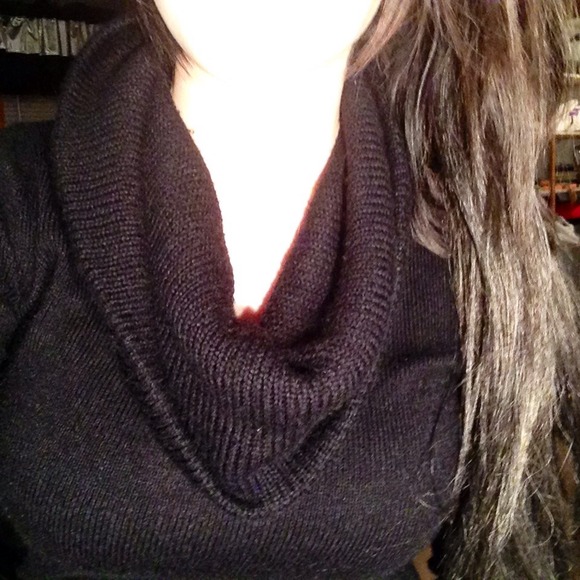 Black Sweater - Picture 2 of 3